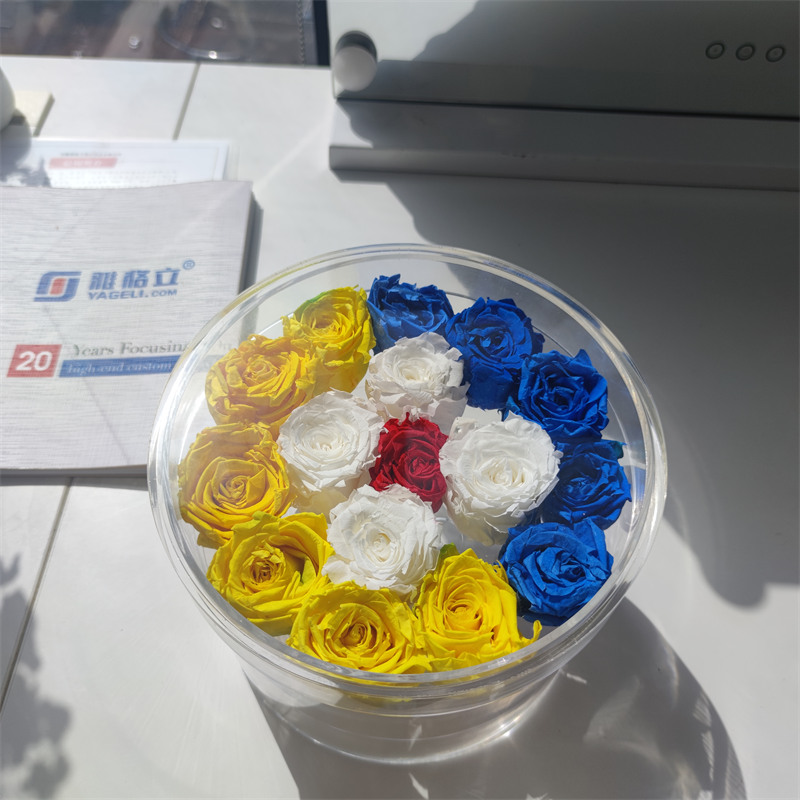 round acrylic flower box