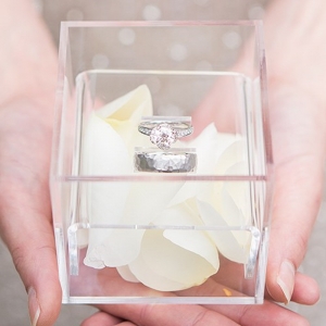 Acryl-Ring-Box für die Hochzeit 