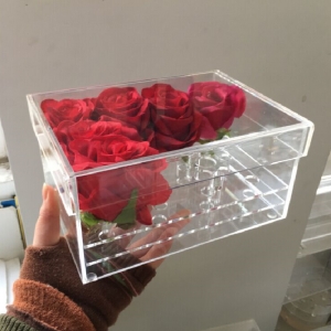 Luxus klare Acrylblume 12 Rose Geschenkbox 