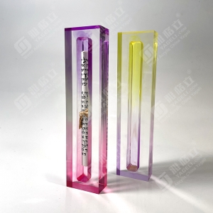 Maßgeschneiderte farbige Lucite-Acryl-Mesusa-Hülle für Judaica-Juden 