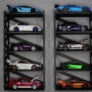 Schwarzes 5-stufiges Modellauto-Ausstellungsregal aus Kunststoff im Maßstab 1:64 