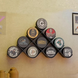 Maßgeschneiderte Acryl-Hockey-Vitrine 