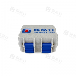 3D-gedrucktes, verstellbares Pressgehäuse für Sammelkarten