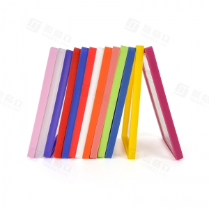 Farbenfrohe Silikon-Schutzhüllen für PSA-bewertete Karten