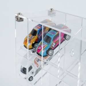 Montierbare, 4-stöckige Acryl-Vitrine für Modellautos mit schwarzem Sockel 