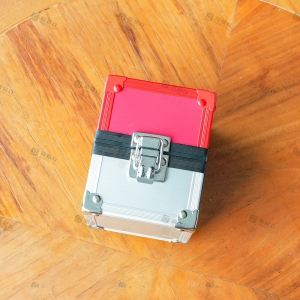 Aufbewahrungsbox aus Metall für Sammelkarten für TCG-Kollektionen | YAGELI 