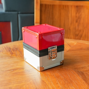 Aufbewahrungsbox aus Metall für Sammelkarten für TCG-Kollektionen | YAGELI 